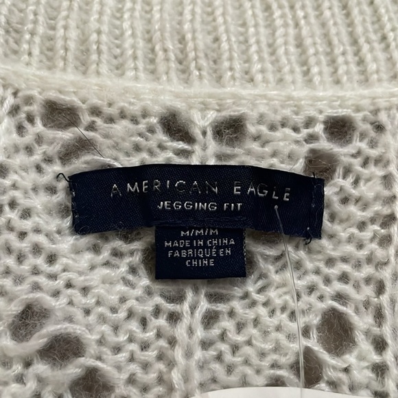 American Eagle Jegging Fit Womens V-Neck open Knit Sweater Cream Size M NWOT - Picture 4 of 11